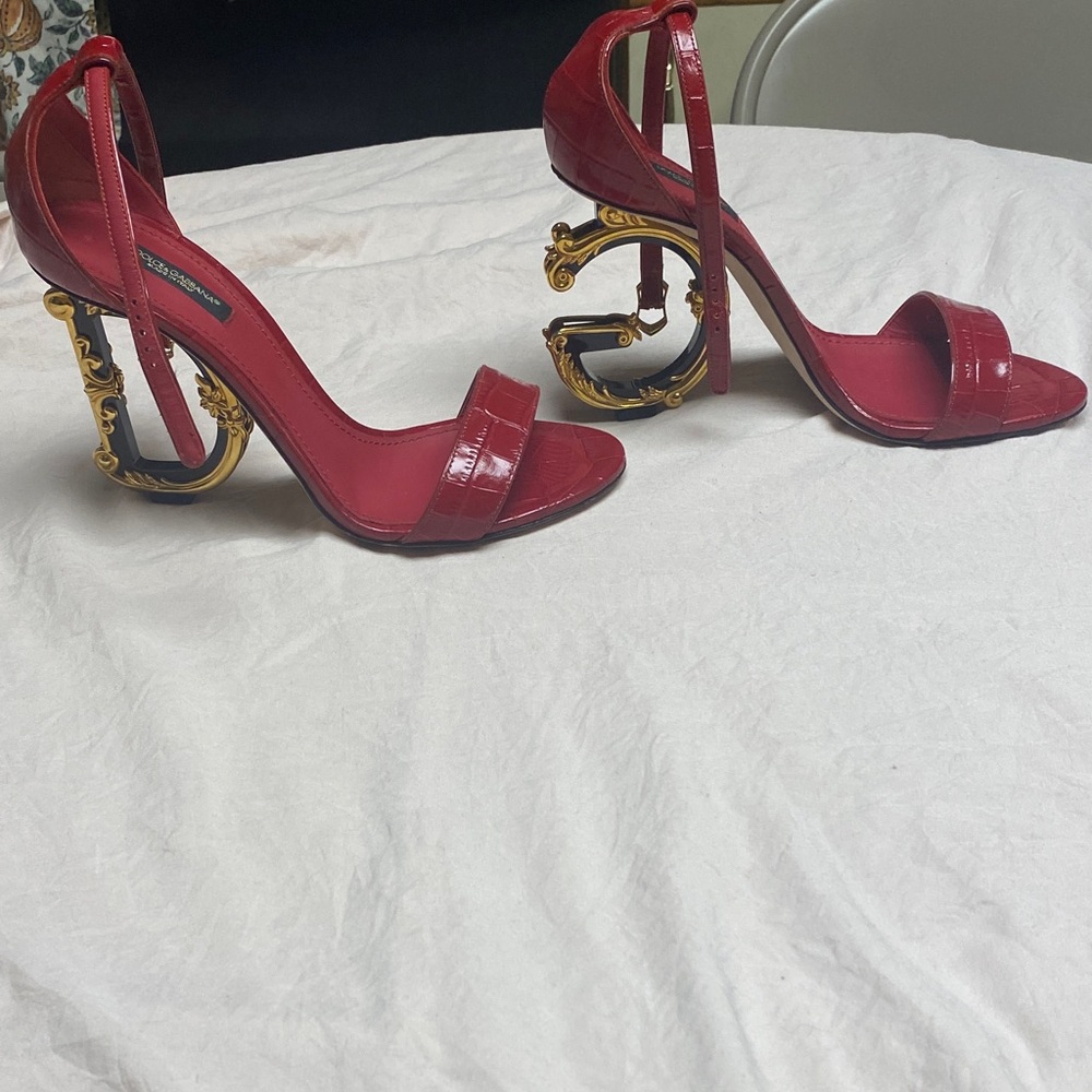 Dolce & Gabbana Red Heels with Ornate Gold Detail